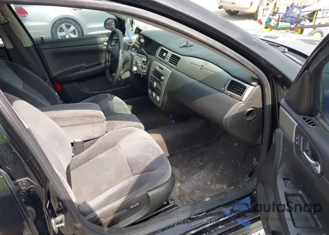 2014 Chevrolet Impala Limited Police z USA, uszkodzony, nr VIN 2G1WD5E35E1182328